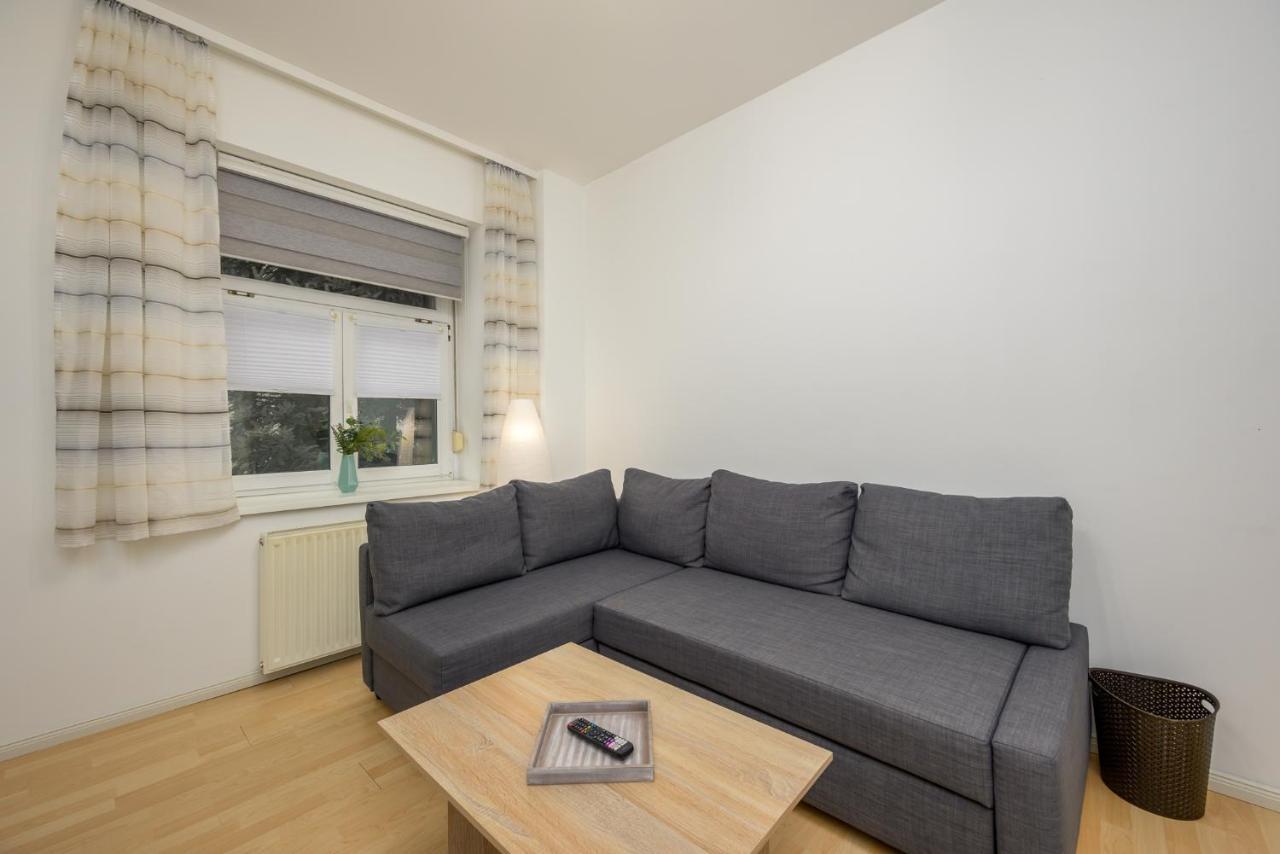 Ferienwohnung Zentral FeWo - EG - Karli - 30qm - Küche - Netflix Leipzig Exterior foto